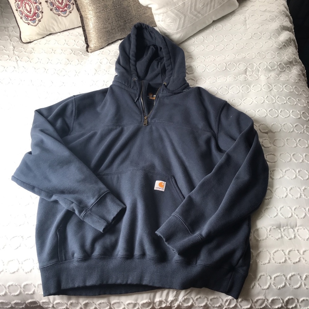 Navy blue Carhartt sweatshirt